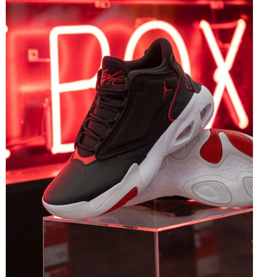 Jordan max aura size sales 4