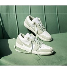 Jordan 1 Low SE Seafoam
