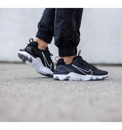 Nike React Vision Triple Black