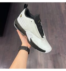 Jordan Max Aura 6 Gold