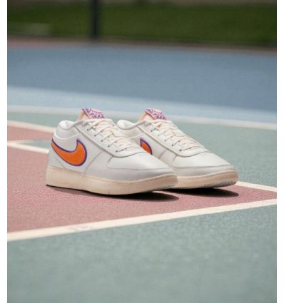 Nike Book 1 Decade