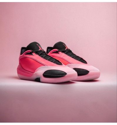 Jordan Triangle Hyper Punch